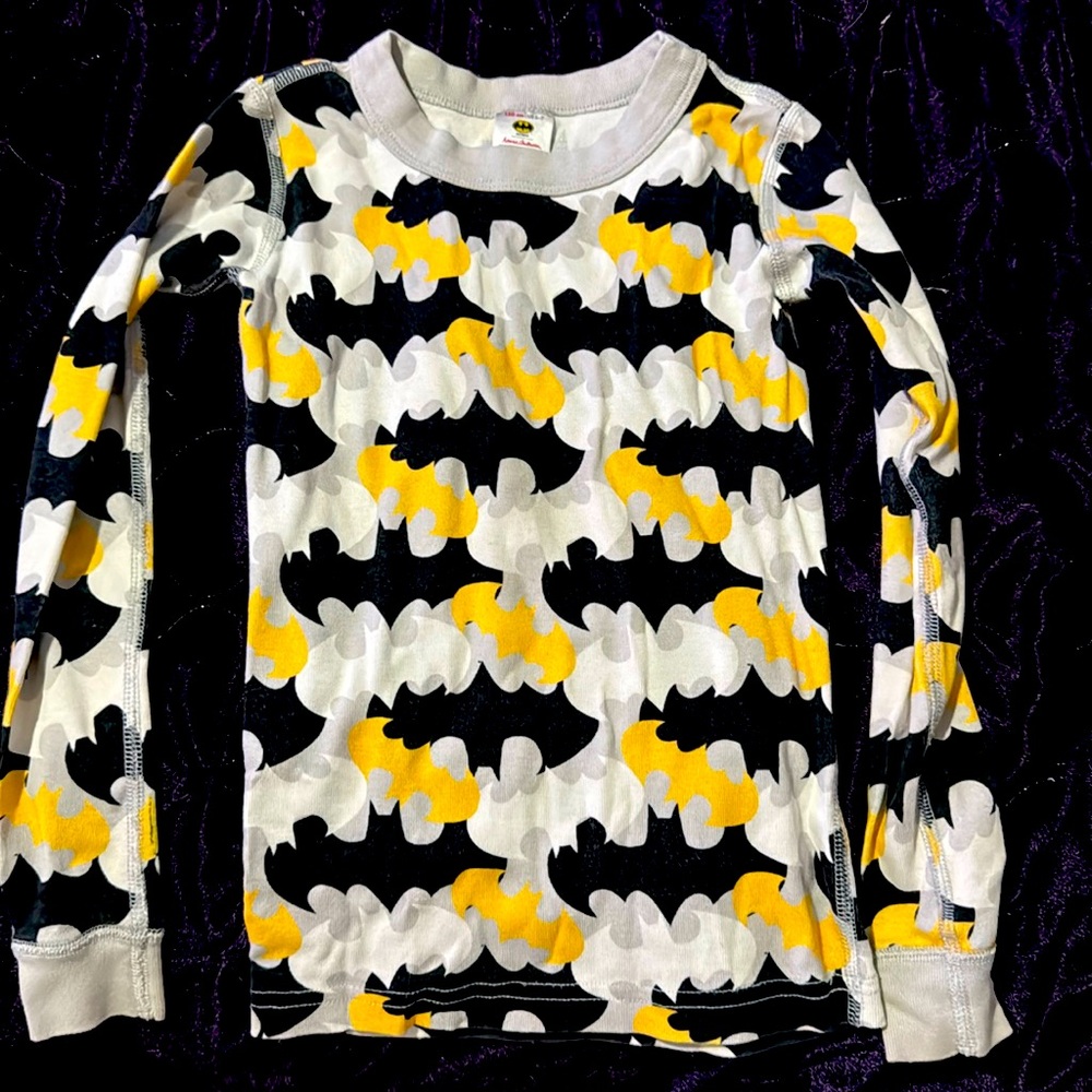 Hannah Anderson Girls Batman pjs Size 6-7